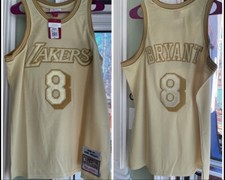 1996-97 Premium Gold Kobe Bryant Los Angeles Lakers Basketball Jersey Medium