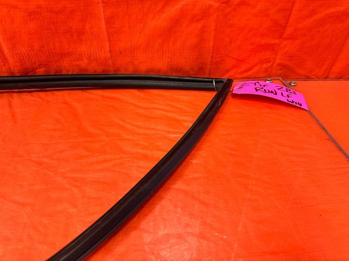 08-14 SUBARU IMPREZA WRX WAGON DRIVER LEFT FRONT WINDOW GLASS RUN CHANNEL 283 - Picture 11 of 11