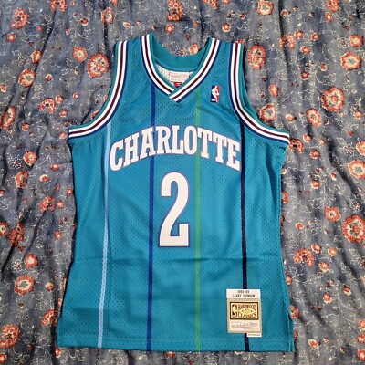 Mitchell & Ness Charlotte Hornets Larry Johnson #2 HWC Swingman