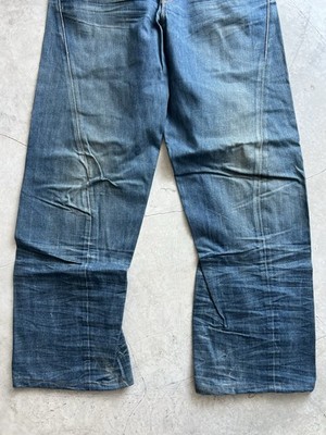 Vintage Levis Engineered Twisted Jeans Buckle Back Tag W28 Actual