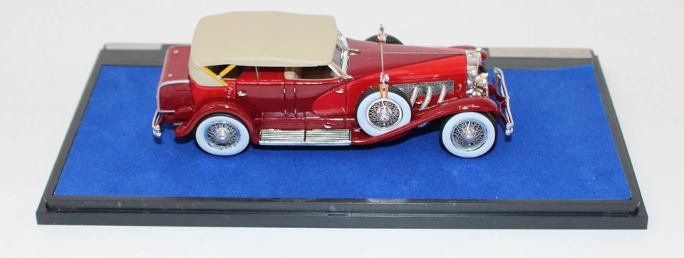 Matrix 1933 Duesenberg SJ LaGrande Doble Capucha Resina Faetón 1:43 Rojo Sin usar, en caja Louwman Foto 4 de 4