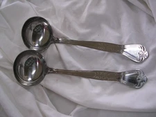 #R     (2) Vollrath  2 Ounce Stainless Steel Ladles Fancy handle for table NEW