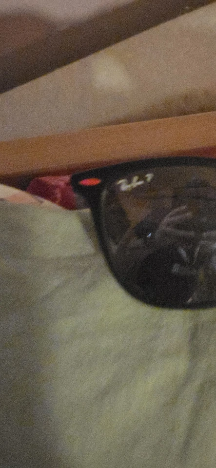 RAY BAN RB2140 WAYFARER SUNGLASSES BLACK POLARIZED A FASHION & HOLIDAY CLASSIC, photo 4 of 5