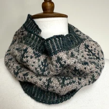 Handmade Neckwarmer Gaiter Green Beige Knit Soft Stretchy Lightweight