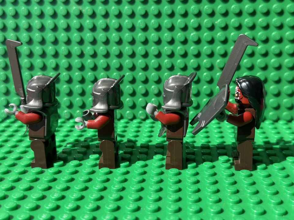 Lego Señor de los Anillos Uruk-Hai Ejército (9471) usado en su mayoría juego completo LOTR Foto 4 de 4