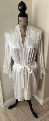 Linea Donatella Short Robe White Satin Pearls and Sequins Embellished S/M NWOT