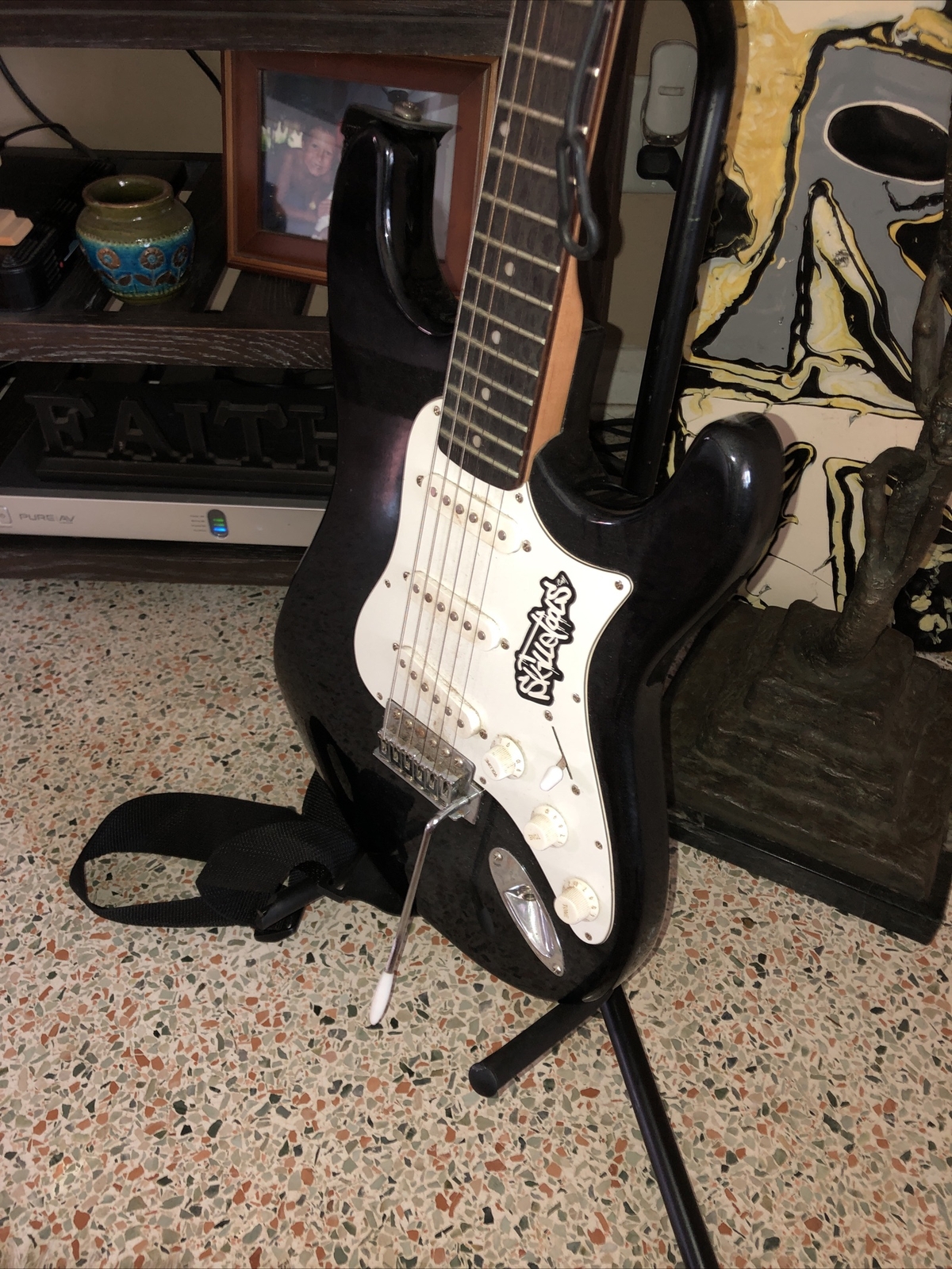 Samick Silvertone Electric Guitar Black White Whammy Strat Style Model SS11 eBay