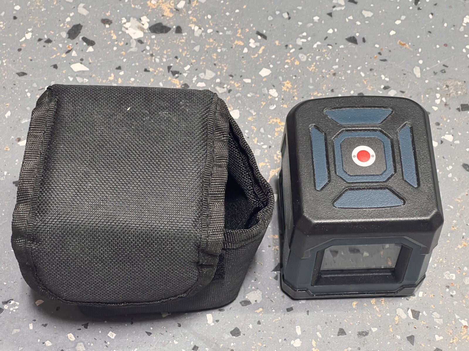 HANMATEK LV1 Laser Level Cross Line Laser with Measuring Range 50ft, Self-Leveli