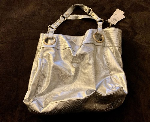 Splendida borsa Steve Madden in argento con portafoglio Steve Madden, nuova con etichette - Foto 2 di 5