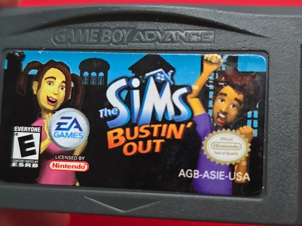 Sistema portátil Game Boy Advance Sims Bustin' Out Nintendo GBA autêntico salva - Imagem 4 de 4