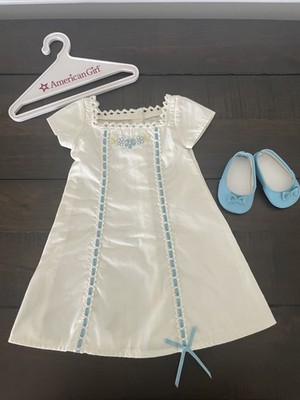 American Girl Caroline RETIRED nightgown, shoes and hanger
