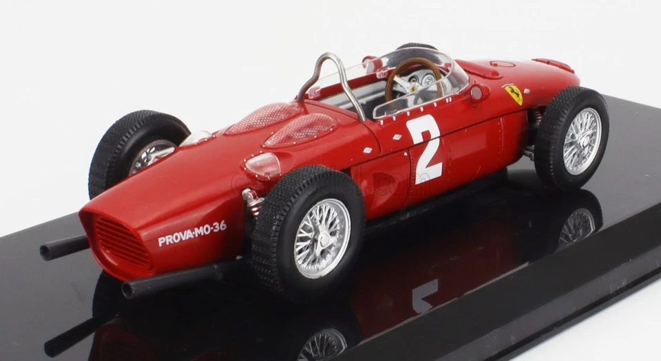 MODELLINO AUTO STATICO FERRARI F1 156 1961 PHIL HILL CON VETRINA SCALA 1:24 - Immagine 3 di 4