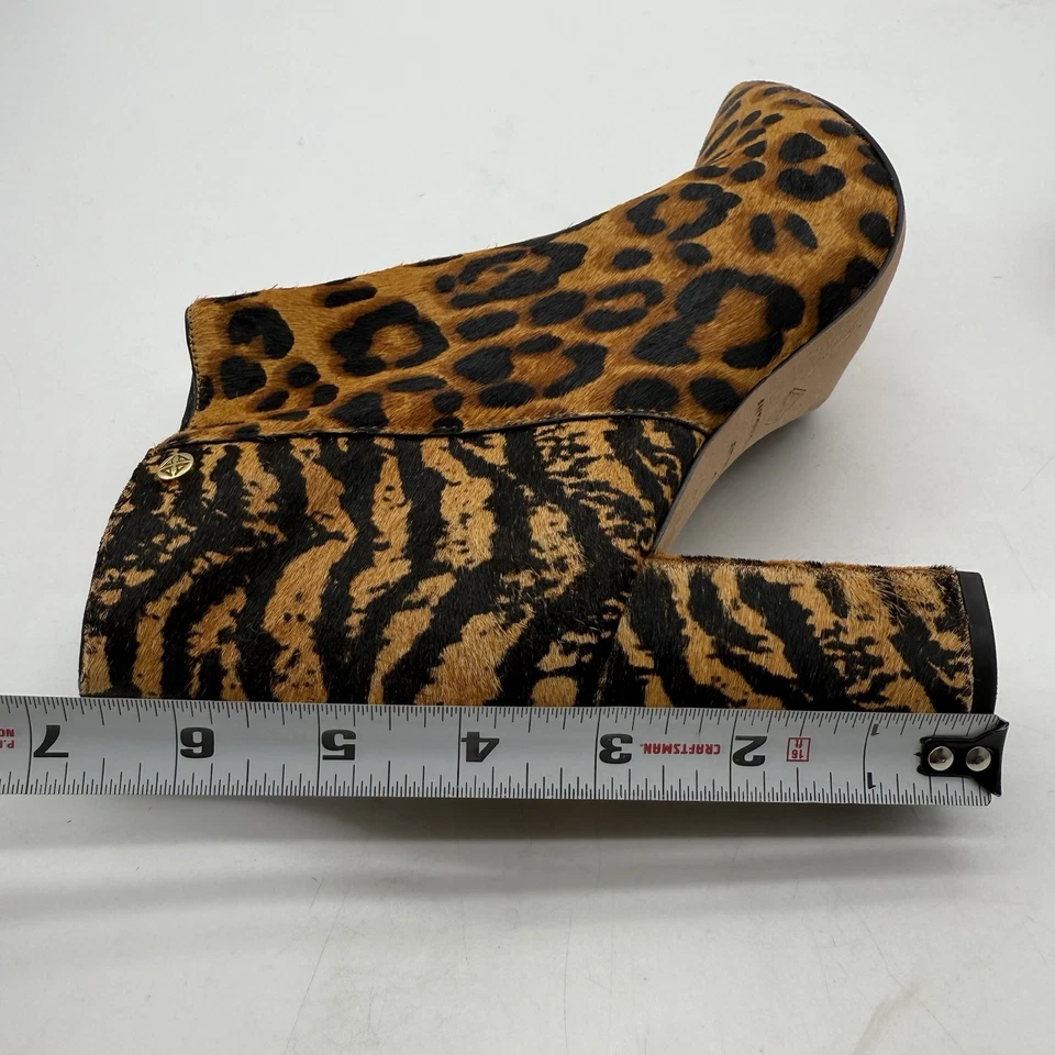 Antonio Melani Shahn Leopard Calf Hair Ankle Boots Women Size 7.5 M Pointed Toe - Image 2 of 4