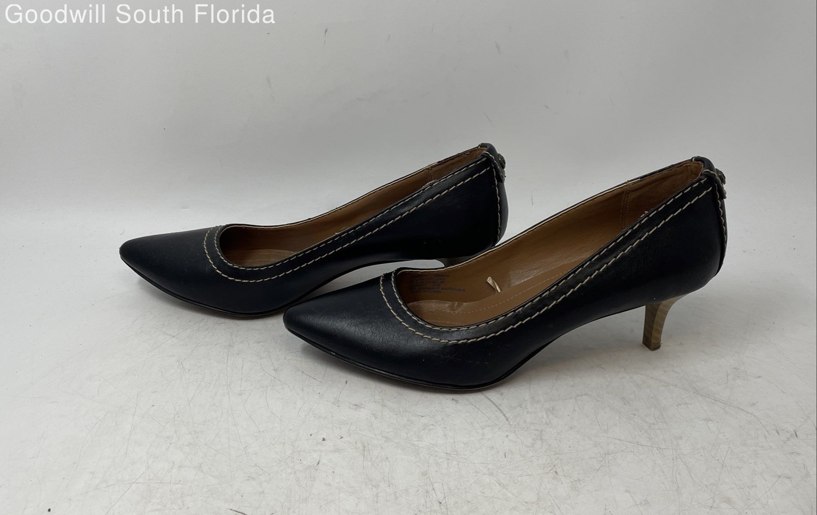 Calvin Klein Womens Kaleigh Black Leather Pointed Toe Slip-On Pump Heels Sz 8.5