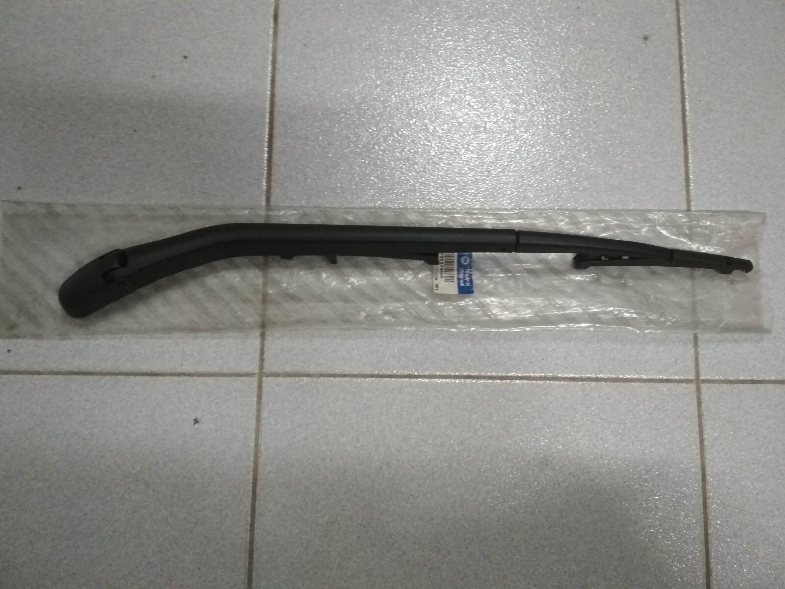 FIAT+PUNTO+rear+wiper+arm+%40NEW%40+%40GENUINE%40+735278599 for sale ...