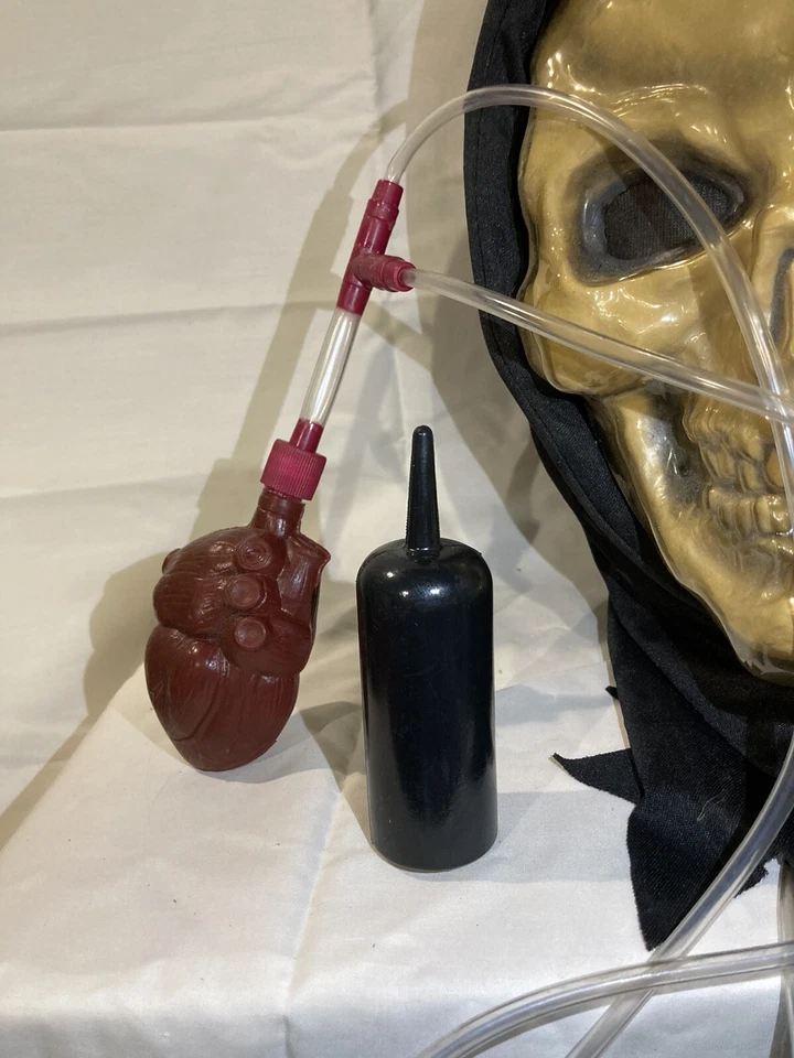 Vintage Fun World Div. Bleeding Skull Mask Halloween Costume Skeleton Heart Pump - Image 4 of 4