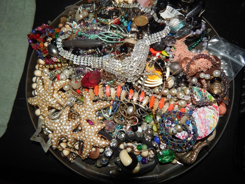Junk Drawer Lot 2lbs Broken Vintage-Now Jewelry for Crafts Repairs