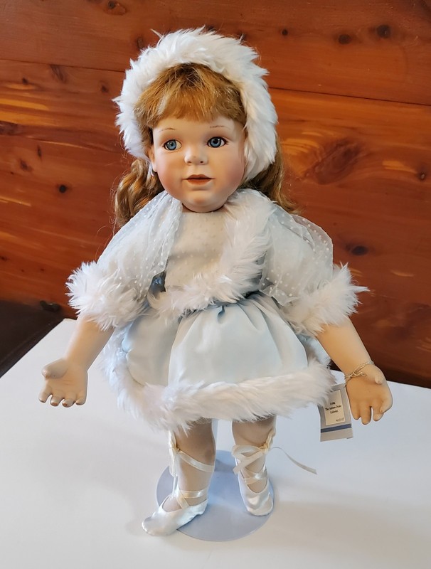 Ashton Drake Heidi Porcelain 16" Doll W/Stand, Artist Signed Tag Pat Bomar, '96