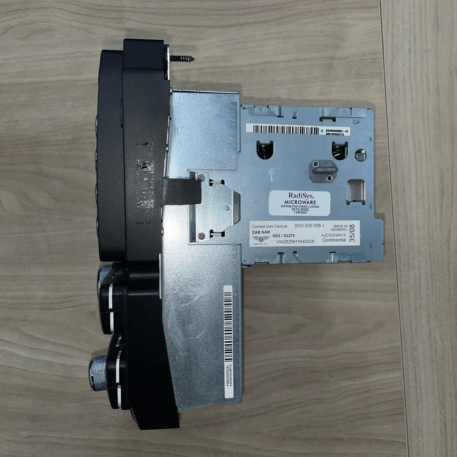 09 Bentley Continental Command Head Unit Navigation Radio 3W0035008J OEM