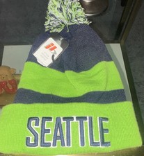Seattle Seahawks NFL Green Blue Knit Pom Beanie Hat One Size