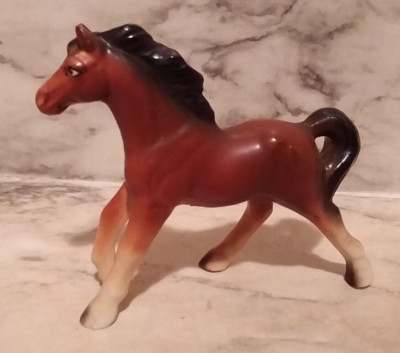 Vntg Ucagco Ceramics Porcelain Brown w/ White Socks & Black Mane Figurine Japan