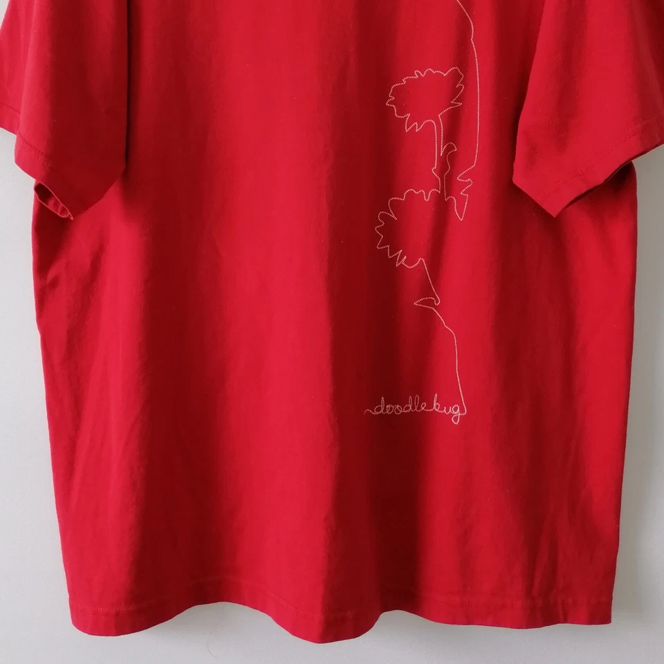 Camiseta gráfica Threadless Doodlebugs para hombre roja cuello redondo manga corta talla XL Foto 3 de 4