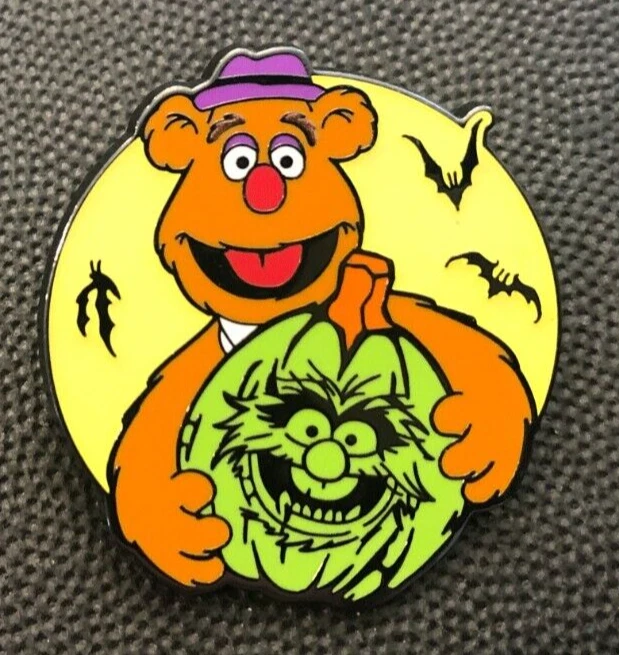 Disney pin 167993 Fozzie Bear Animal Pumpkin Muppets Halloween 2024 Glow Dark