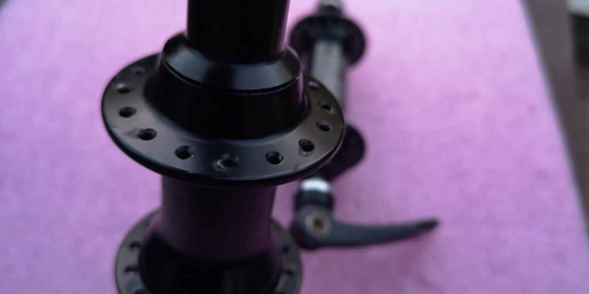 Vintage DT Swiss Hugi 240 32 Hole Hubs | eBay