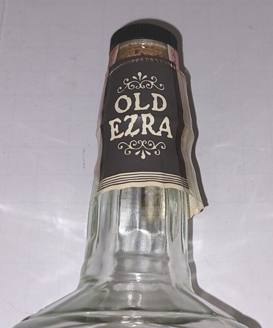 Vintage Old Ezra 15 Year Old Sippin' Bourbon Whiskey Empty
