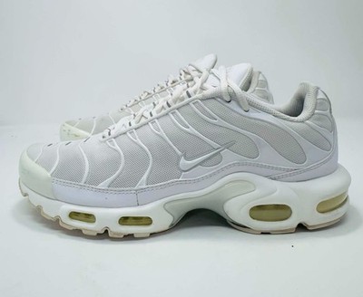 Nike Air Max Plus Triple White DM2362-100 Mens Size 10 Running Sneakers TN Tuned