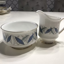 ROYAL STANDARD ‘TREND’ DESIGN ENGLISH FINE BONE CHINA MILK JUG AND SUGAR BOWL