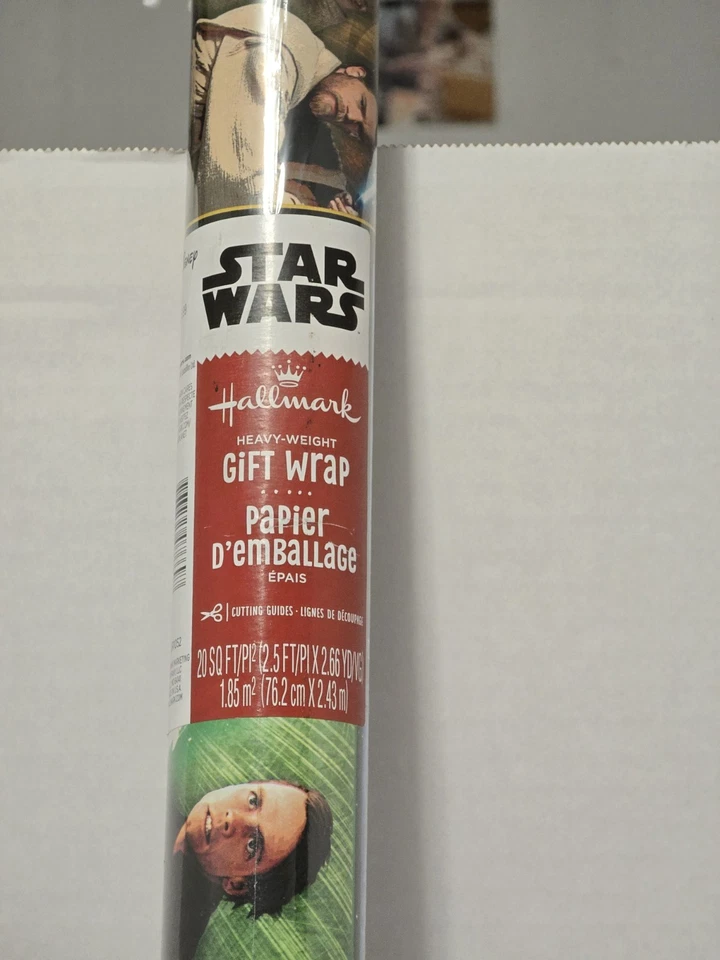 Star Wars Hallmark Gift Wrap Paper MIX of Characters 20 Sq ft Roll Year Unknown  - Image 3 of 4