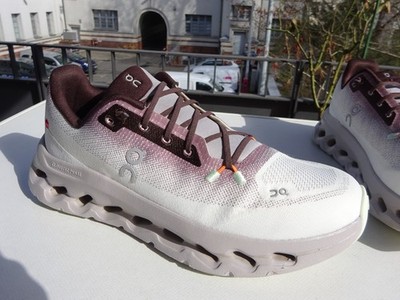 ON Running CLOUDTILT Dam Schuhe Laufschuhe Sneaker Weiß Bordo Gr.42,5(UK8,5 Neuw