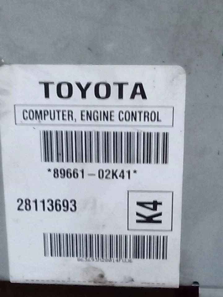 Engine ECM Electronic Control Module Right Hand Dash Fits 04-06 MATRIX 3888333 Foto 2 de 4