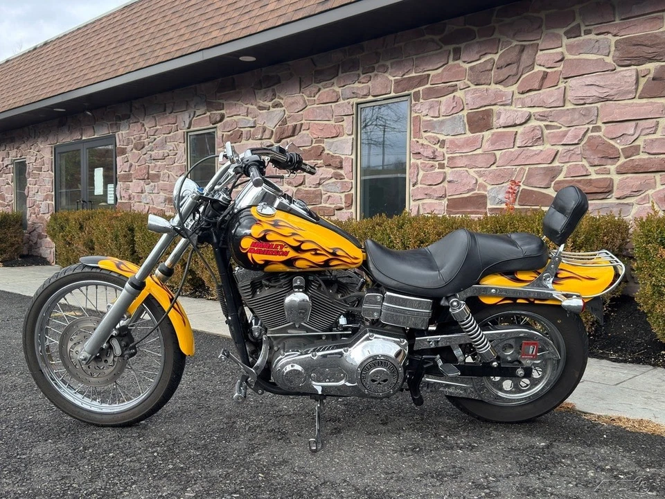 Harley-Davidson Dyna Wide Glide® 2005 - Imagem 4 de 4