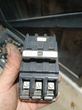 Zinsco 40 Amp 3 Pole Q24 Circuit Breaker GTE Sylvania Q243040 240V Plug On 40A