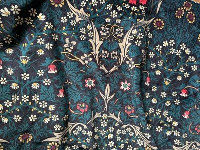 House Of Hackney Stoffrest ~ William Morris Blackthorn Velvet, UVP 160£
