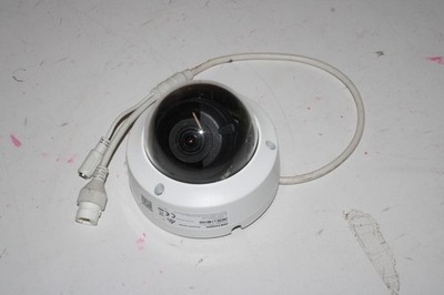 gebrauchte Ersatz- und Reparaturkamera Hikvision DS-2CD2135FWD-I 3MP Dome Netzwerkkamera