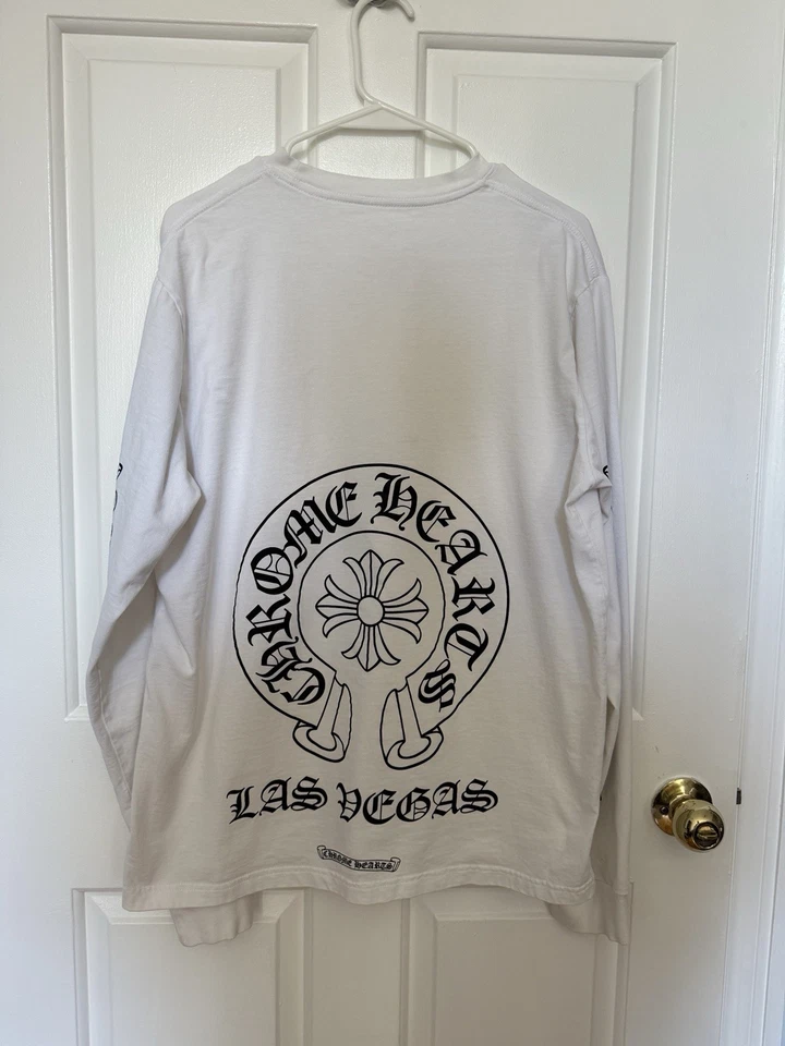 Corazones cromados raros manga larga - Las Vegas patrón floral blanco Foto 2 de 4