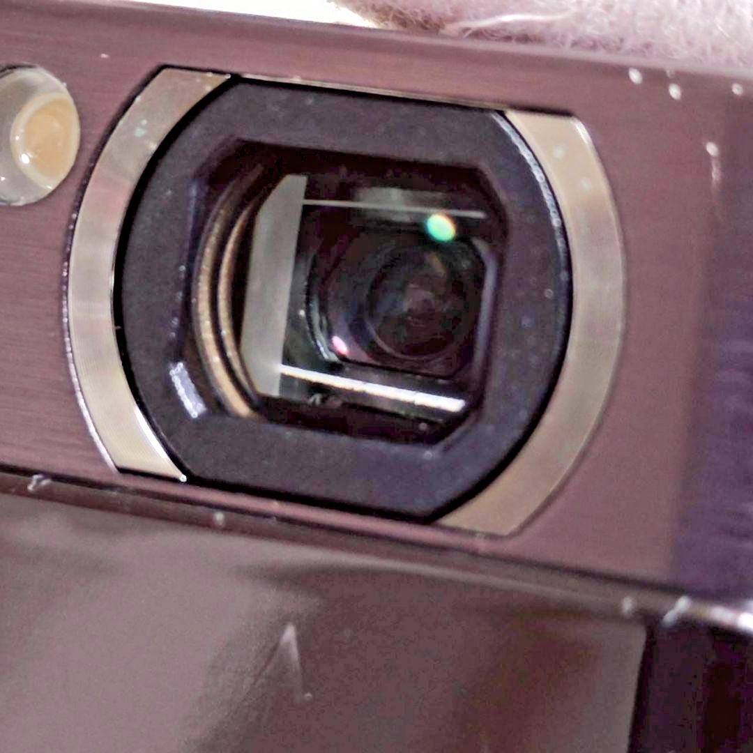 Sony Cyber-Shot DSC-T900 Bronze Brown 12.1MP 4x Zoom Digital