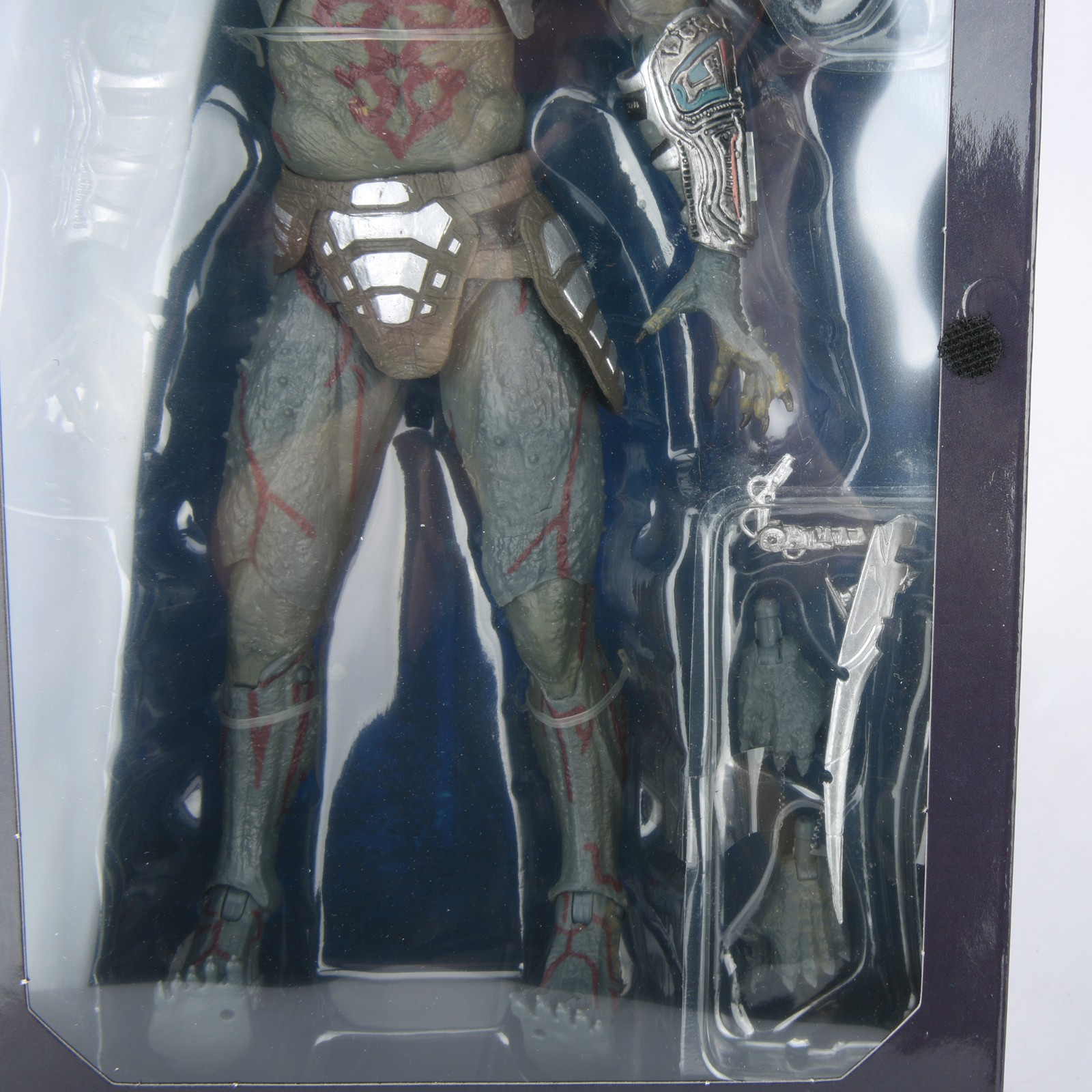 The Predator Armored Predator Deluxe Action Figure w/Accessories Toy Gift Model