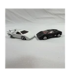 Hot Wheels 1:64 White and Black Diecast Lamborghini Car 1987 Vintage