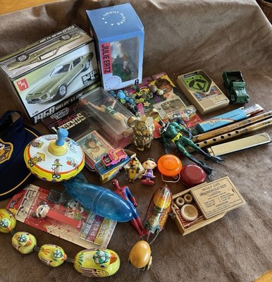 Vintage  Toy Lot   1960s 70s-80s Matchbox Marbels Disney Vintage Wind-up Yo-Yos+