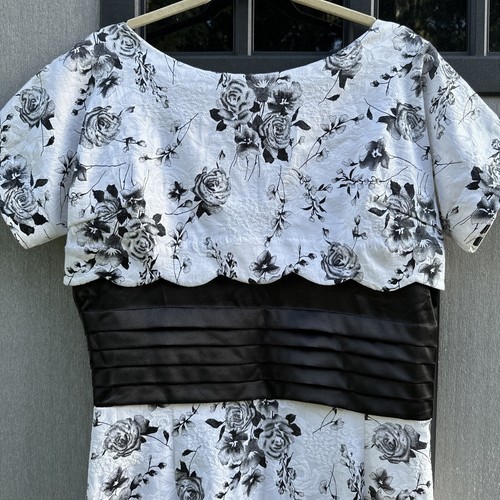Tatyana Women Dress Size XXL Bust 105cm White Black Floral Short Sleeve - Picture 4 of 24