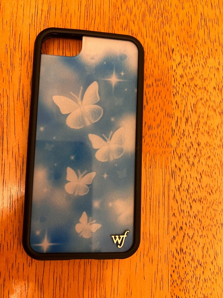 Wildflower Butterfly Sky 限量版 iPhone 7 手机壳 — 第 2/4 张图片