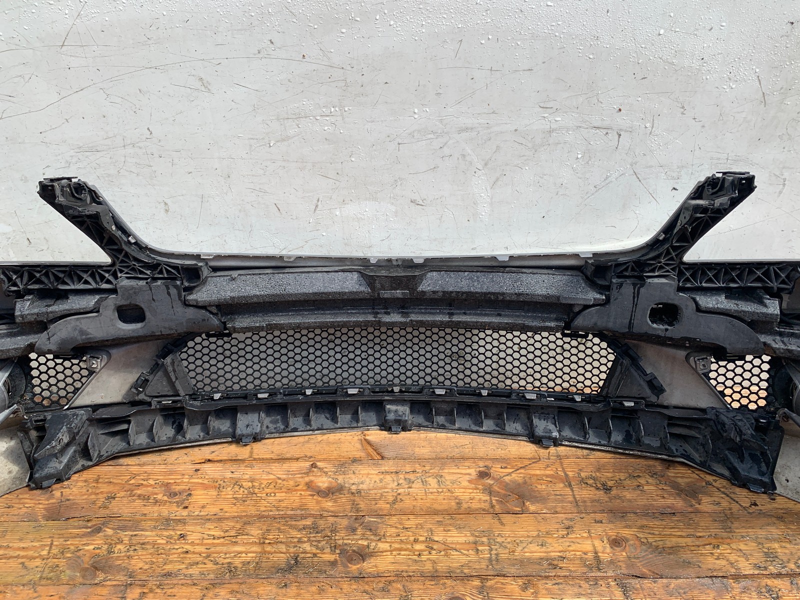 Mercedes C Class Front Bumper Fogs Grilles C200 W204 2007-2010 Pre-FL Silver - Image 15