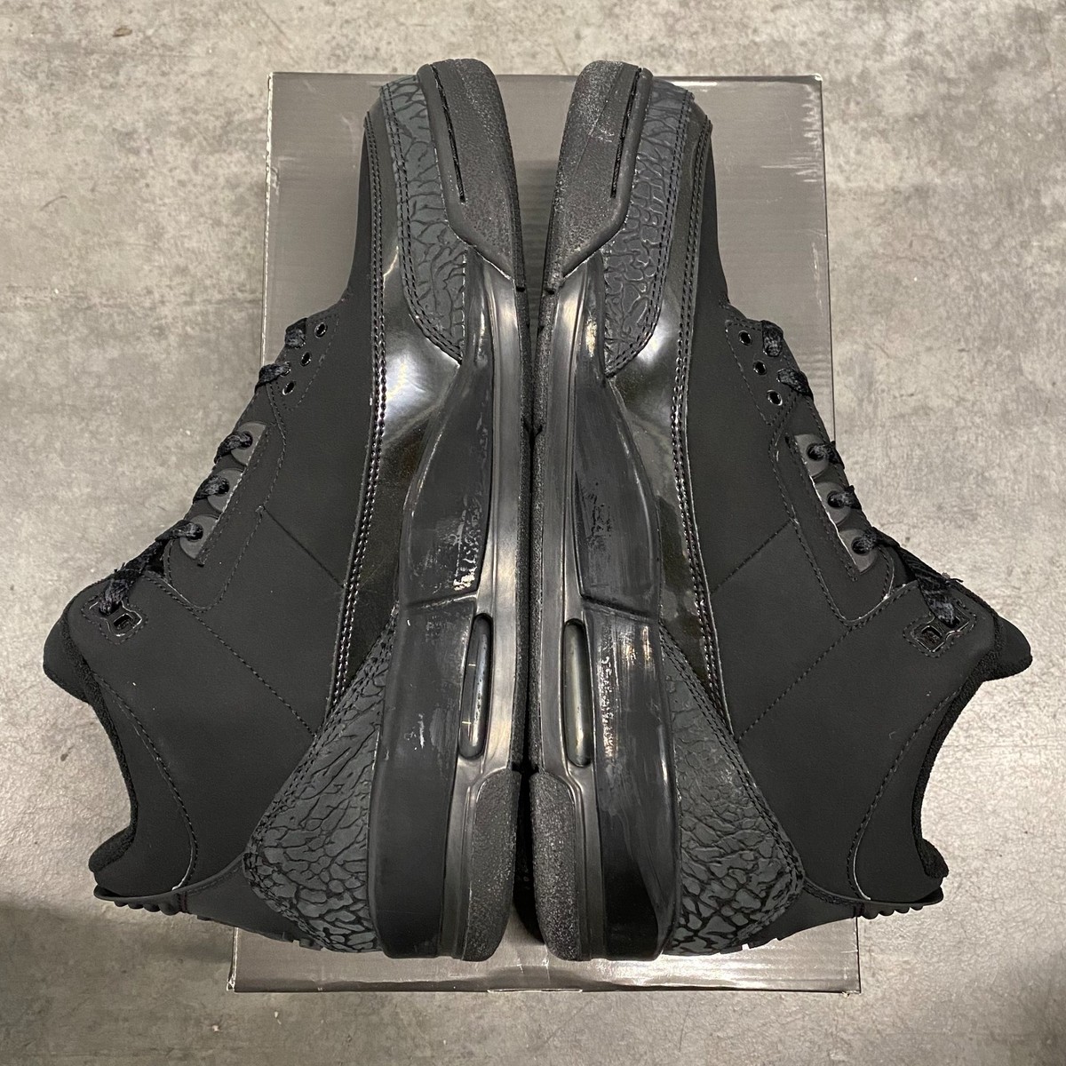 Size 12.5 - Air Jordan 3 Retro 2007 Black Cat Sneaker 136064-002