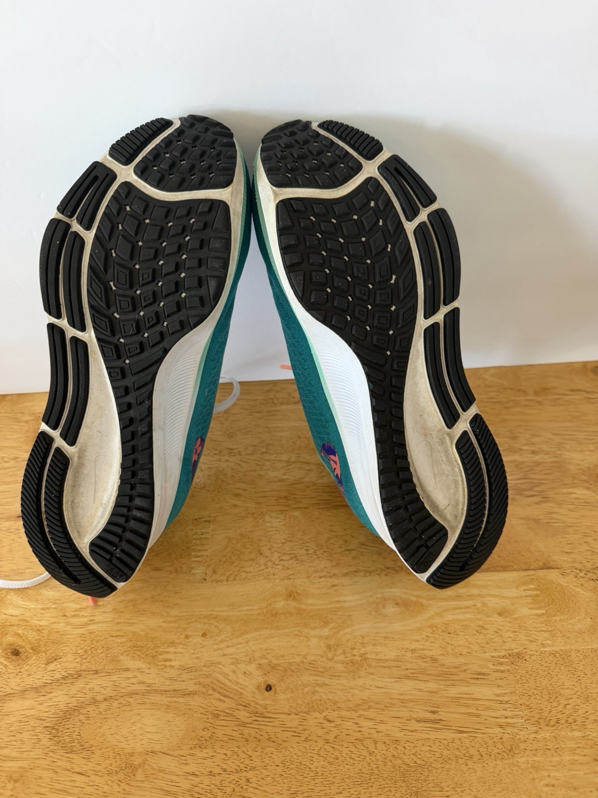 Nike Air Zoom Pegasus 37 Aquamarine Floral Women's Teal Shoes DH3051-300 thumbnail 8