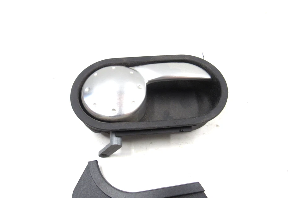 Manija de puerta interior Audi TT MK1 2000 2001 2002 2003 2004 AJUSTE DERECHO OEM Foto 2 de 4