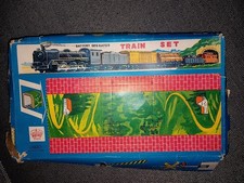 Tin Toy Train Set Litho   HAJI 2315 Santa Fe Car w/ 4 piece track 1930s Vintage